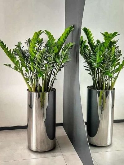 فلزی چرخدار